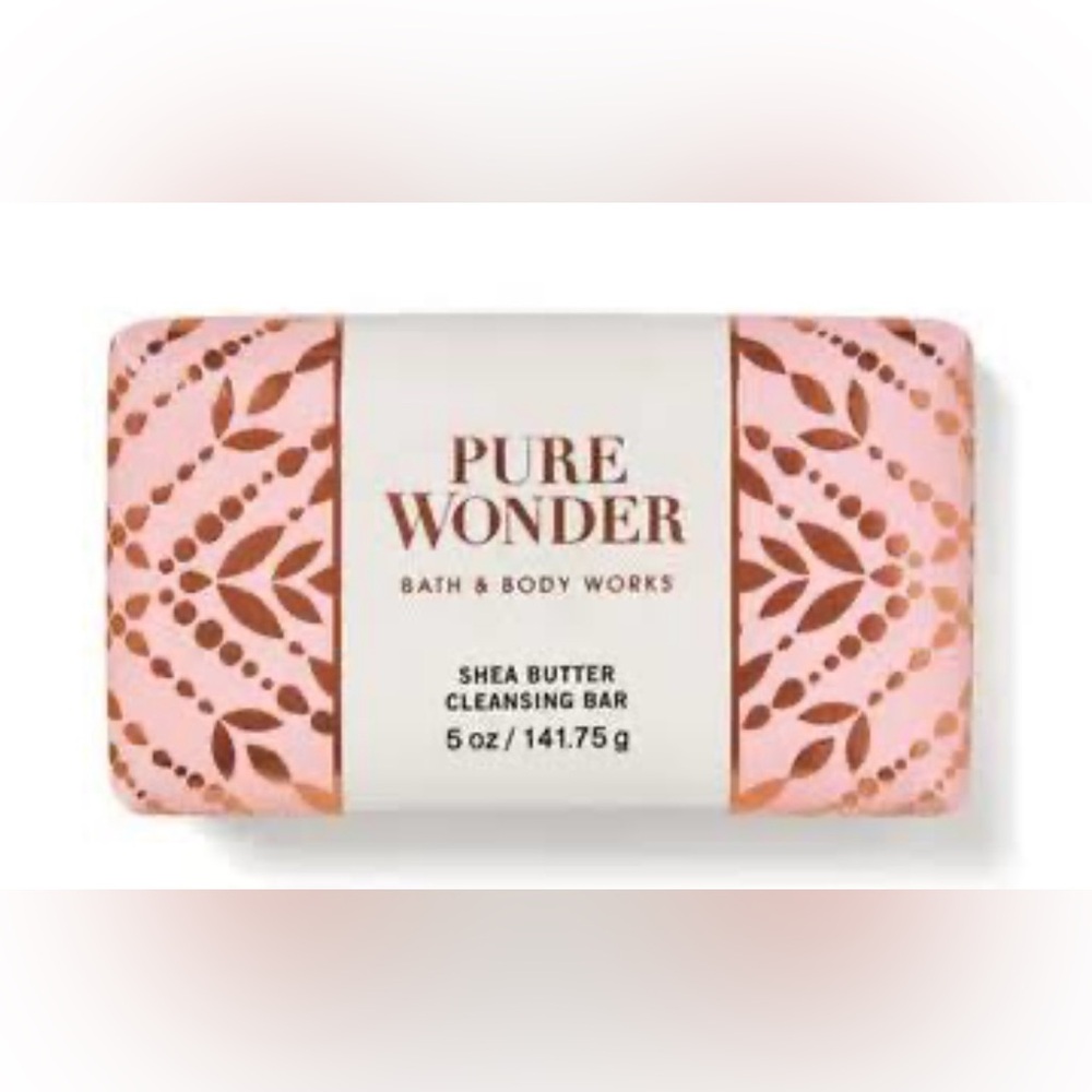 Bath & Body Works Pure Wonder Shea Butter Cleansing Bar